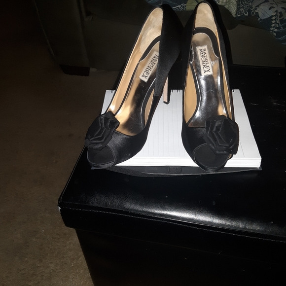 Badgley Mischka Shoes - Badgley Mischka Satin Peep Toe Pumps